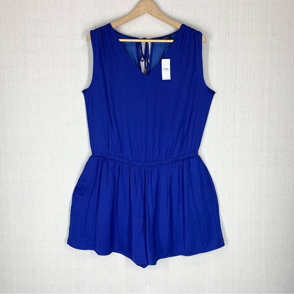 Ann Taylor~Loft~NWT~Blue Satin‎ Sleeveless Romper~Sz M - Picture 3 of 12
